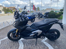 Carica l&#39;immagine nel visualizzatore di Gallery, HONDA X ADV 750 - 2024 - KM 5551