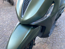 Carica l'immagine nel visualizzatore di Gallery, PIAGGIO BEVERLY 300 S - 2022 - KM 12256