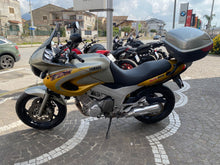 Carica l'immagine nel visualizzatore di Gallery, YAMAHA TDM 850 - 1999 - KM 49252