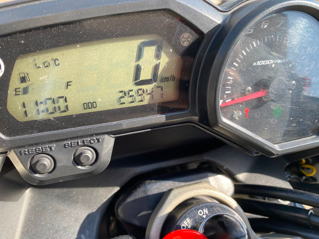 YAMAHA XJ6 - 2011 - KM 25947