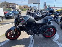 Carica l'immagine nel visualizzatore di Gallery, DUCATI MONSTER 937 - 2024 - KM 4086
