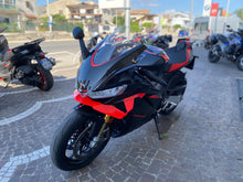 Carica l&#39;immagine nel visualizzatore di Gallery, APRILIA RSV4 FACTORY - 2025 - KM 6098