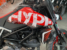 Carica l'immagine nel visualizzatore di Gallery, DUCATI HYPERMOTARD 950 RVE - 2022 - KM 13471