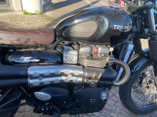Carica l&#39;immagine nel visualizzatore di Gallery, TRIUMPH STREET SCRAMBLER 900 - 2019 - KM 17812