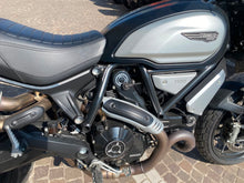 Carica l'immagine nel visualizzatore di Gallery, DUCATI SCRAMBLER 1100 DARK - 2023 - KM 6880