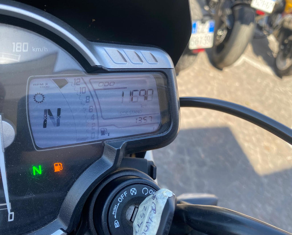 TRIUMPH SCRAMBLER 400 X - 2024 - KM 11698