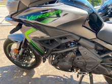 Carica l'immagine nel visualizzatore di Gallery, KAWASAKI VERSYS 650 - 2025 - KM 3314