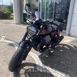MOTO GUZZI V7 STONE - 2023 - KM 10434