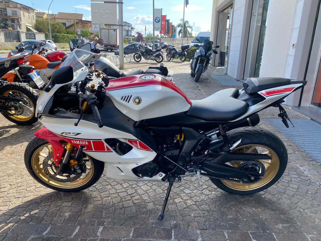 YAMAHA YZF R7 - 2023 - KM 8743