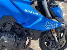 Carica l'immagine nel visualizzatore di Gallery, SUZUKI GSX 8S - 2025 - KM 5530