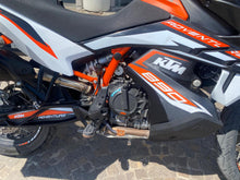 Carica l'immagine nel visualizzatore di Gallery, KTM 890 ADVENTURE R - 2022 - KM 14642