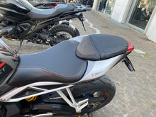 Carica l'immagine nel visualizzatore di Gallery, TRIUMPH STREET TRIPLE RS - 2018 - KM 30260