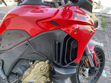 Carica l&#39;immagine nel visualizzatore di Gallery, DUCATI MUTISTRADA V4 RALLY - 2023 - KM 12505
