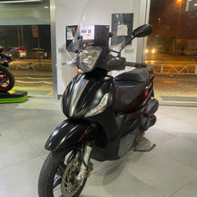 Carica l'immagine nel visualizzatore di Gallery, PIAGGIO BEVERLY 350 - 2013 - KM 35836