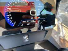 Carica l'immagine nel visualizzatore di Gallery, SUZUKI V STROM 800 SE  - 2023 - KM 17868
