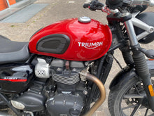 Carica l'immagine nel visualizzatore di Gallery, TRIUMPH STREET TWIN - 2019 - KM 31377