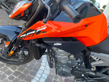 Carica l'immagine nel visualizzatore di Gallery, KTM 790 DUKE L DEPOTENZIATA - 2023 - KM 3228