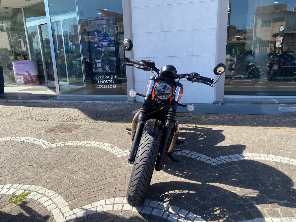 TRIUMPH BONNEVILLE BOBBER 1200 - 2025 - KM 2133