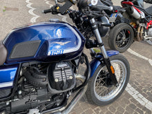 Carica l'immagine nel visualizzatore di Gallery, MOTO GUZZI V7 SPECIAL - 2021 - KM 15866