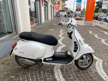 Carica l&#39;immagine nel visualizzatore di Gallery, VESPA GTS 250 ie - 2007 - KM 75518