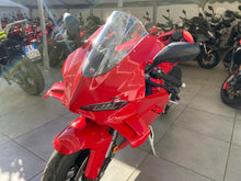 Carica l'immagine nel visualizzatore di Gallery, DUCATI PANIGALE V4 - 2025 - KM 371