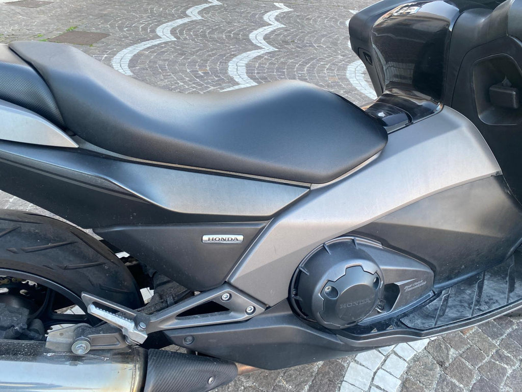 HONDA INTEGRA 700 - 2013 - KM 36427