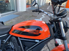Carica l&#39;immagine nel visualizzatore di Gallery, DUCATI SCRAMBLER 400 SIXTY 2 - 2019 - KM 21357