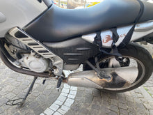 Carica l'immagine nel visualizzatore di Gallery, BMW F 650 CS SCARVER - 2002 - KM 24301