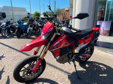 Carica l'immagine nel visualizzatore di Gallery, DUCATI HYPERMOTARD 698 - 2024 - KM 2912