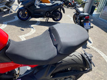 Carica l'immagine nel visualizzatore di Gallery, DUCATI DIAVEL V4 - 2025 - KM 4524