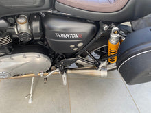 Carica l'immagine nel visualizzatore di Gallery, TRIUMPH THRUXTON 1200 R - 2017 - KM 23327