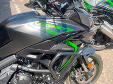 Carica l'immagine nel visualizzatore di Gallery, KAWASAKI VERSYS 650 - 2025 - KM 6425