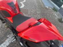 Carica l'immagine nel visualizzatore di Gallery, DUCATI STREETFIGHTER V4 S - 2023 - KM 19140