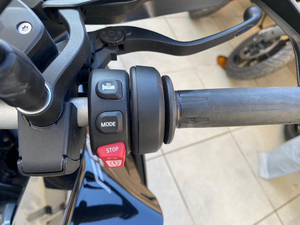 BMW F 900 XR - 2024 - KM 17419