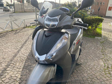 Carica l'immagine nel visualizzatore di Gallery, HONDA SH 300 I - 2019 - KM 22808