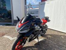 Carica l'immagine nel visualizzatore di Gallery, APRILIA RS 660 - 2021 - KM 48126