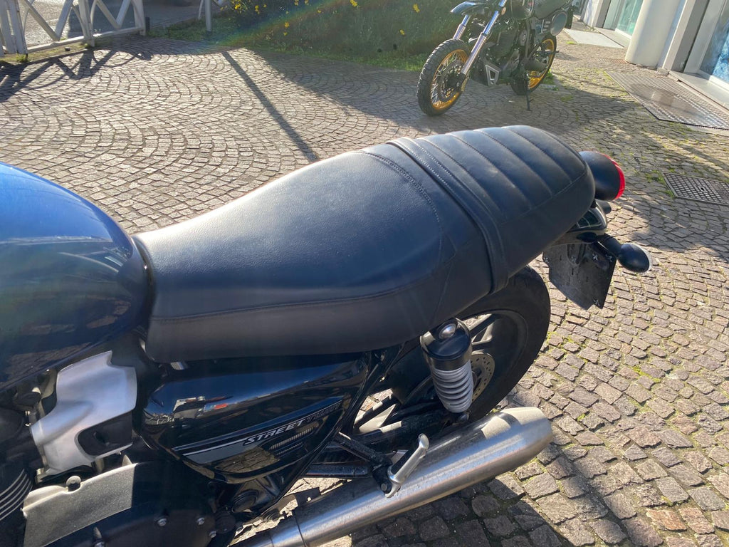TRIUMPH STREET TWIN - 2021 - KM 5471