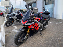 Carica l'immagine nel visualizzatore di Gallery, APRILIA TUONO V4 FACTORY - 2023 - KM 19199