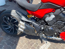 Carica l'immagine nel visualizzatore di Gallery, DUCATI DIAVEL V4 - 2024 - KM 4870