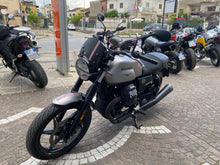 Carica l'immagine nel visualizzatore di Gallery, MOTO GUZZI V7 STONE - 2023 - KM 19749