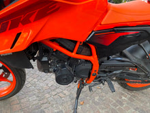 Carica l'immagine nel visualizzatore di Gallery, KTM 390 DUKE - 2025 - KM 9869