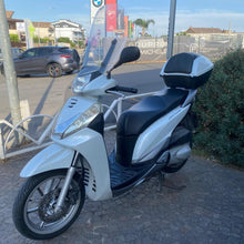 Carica l'immagine nel visualizzatore di Gallery, HONDA SH 300 i - 2011 - KM 35520