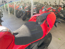 Carica l'immagine nel visualizzatore di Gallery, DUCATI PANIGALE V4 - 2025 - KM 371