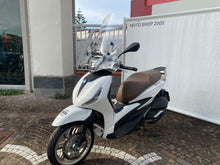 Carica l'immagine nel visualizzatore di Gallery, PIAGGIO BEVERLY 300 HPE - 2021 - KM 7493