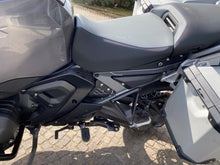 Carica l'immagine nel visualizzatore di Gallery, BMW R 1300 GS ADVENTURE TRIPLE BLACK - 2025 - KM 5996