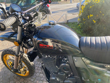 Carica l'immagine nel visualizzatore di Gallery, SWM SILVER VASE 650 - 2025 - KM 2495