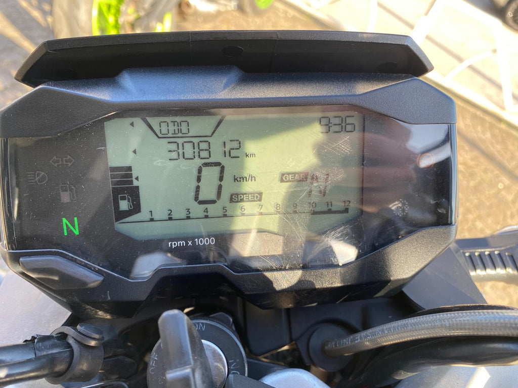 BMW G 310 R - 2021 - KM 30812