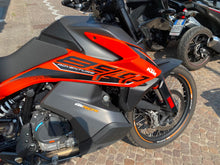 Carica l'immagine nel visualizzatore di Gallery, KTM 890 ADVENTURE - 2022 - KM 34703