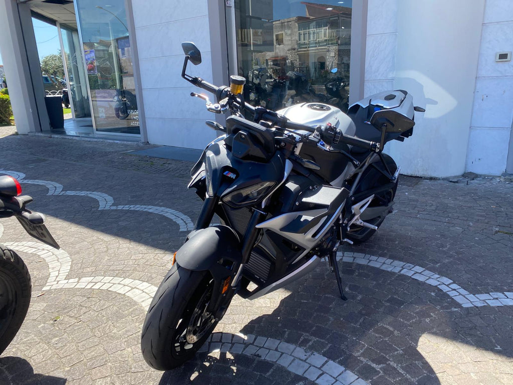 BMW M 1000 R - 2025 - KM 1845