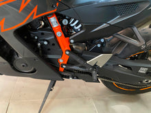 Carica l'immagine nel visualizzatore di Gallery, KTM 990 RC R - 2026 - KM 1868